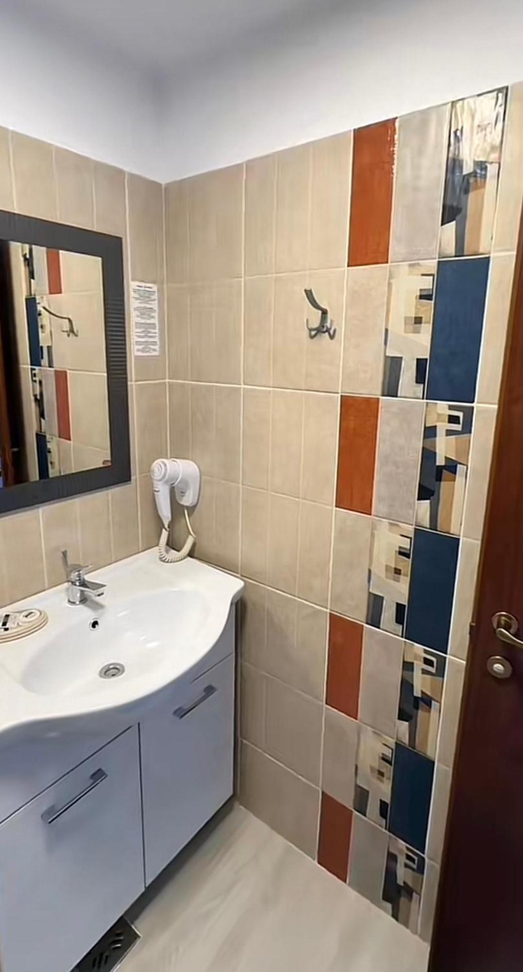 Hotel Nalba-Dalia Jupiter Kültér fotó